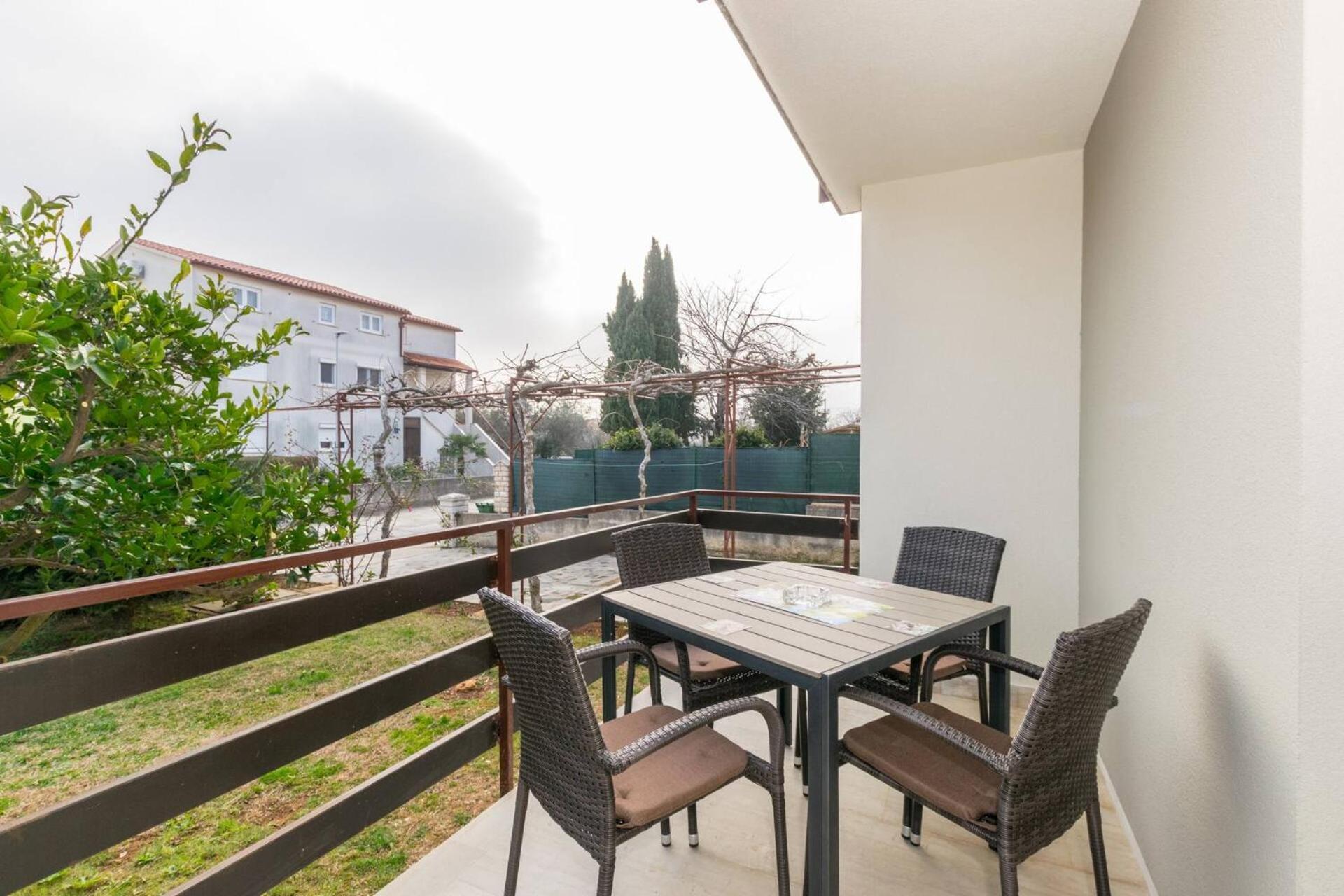 Family House With 2 Apartments - Irma Medulin Zewnętrze zdjęcie